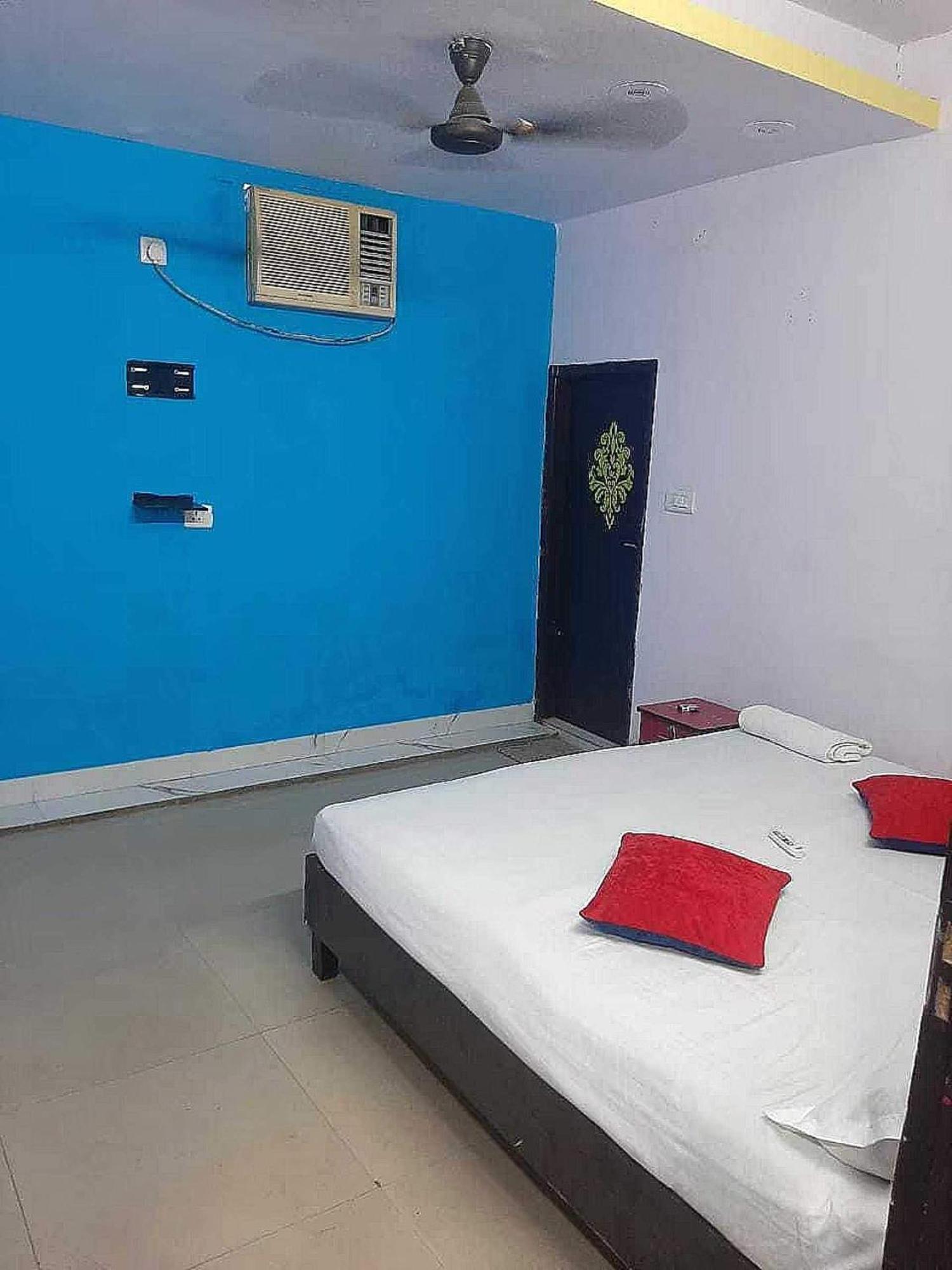 Hotel O Rl Residency Gáziábád Kültér fotó